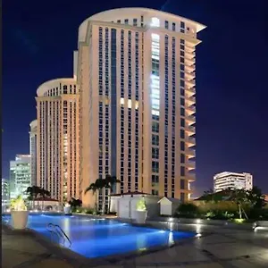 Luxury In Prime Bgc - No Extra Fee For 3rd Guest, Complimentary Parking & Free Wifi Taguig
