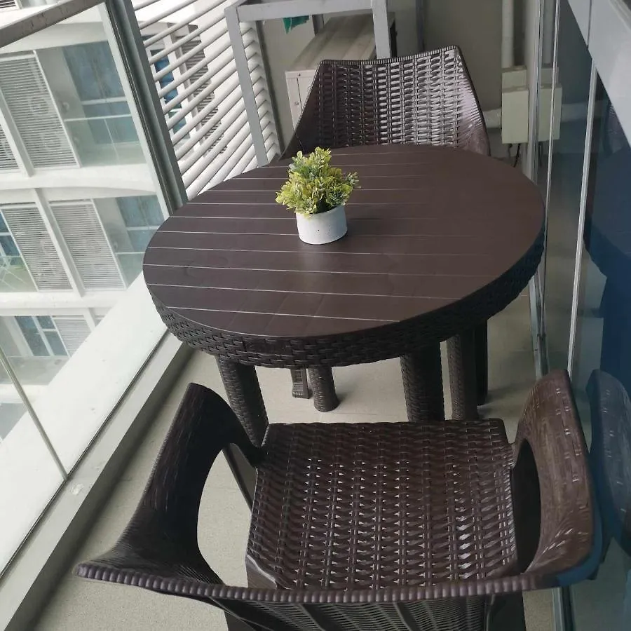 Newpointe Suite Taguig 0*,  Philippines